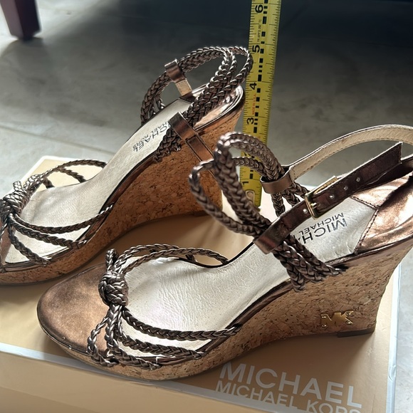 Michael Kors Palm Beach Wedge Sandal Bronze Size 8 - Picture 7 of 13